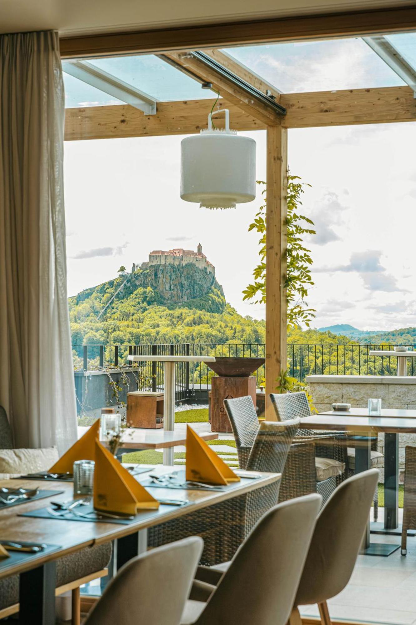 Genusshotel Ригерсбург Экстерьер фото